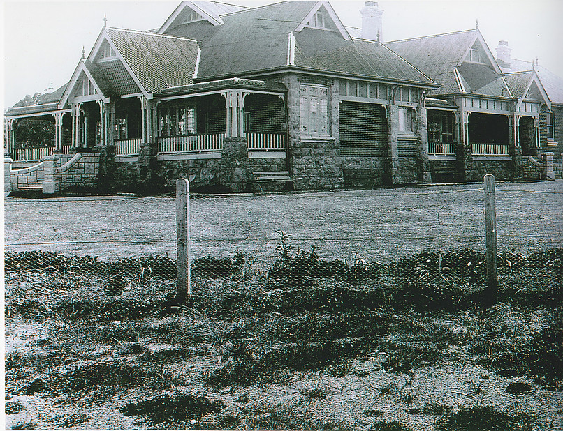 5ec6a4_4b5801b181874a08b2ee147d7acf6af0mv2_d_6033_4623_s_4_2